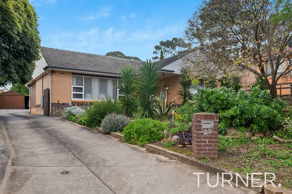 Renovated Family Home with Bonus Rumpus Retreat