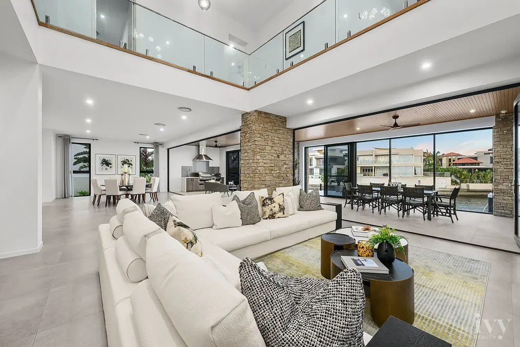 Paradise Point 7ਬੈੱਡਰੂਮ Sprawling Statement of Waterfront Sophistication