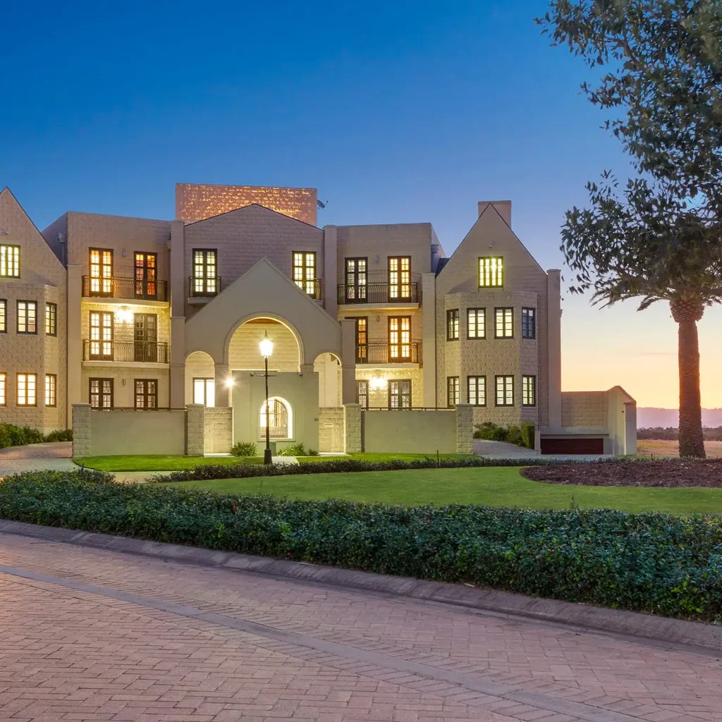 55 Knightsbridge Parade West, Paradise Point, QLD 4216