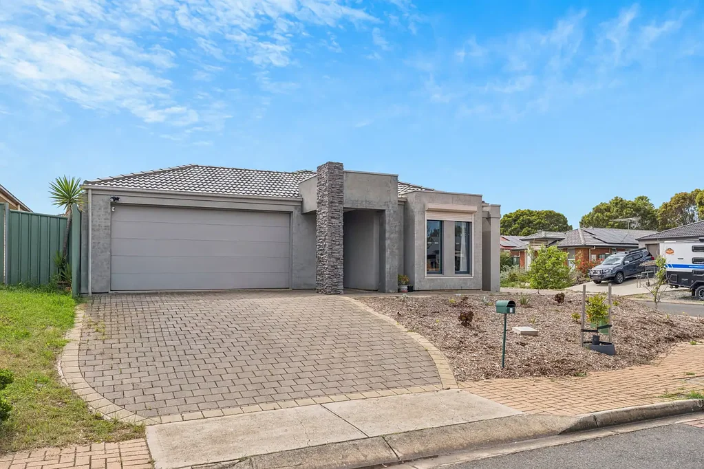 9 MOSS COURT, Aldinga Beach, SA 5173