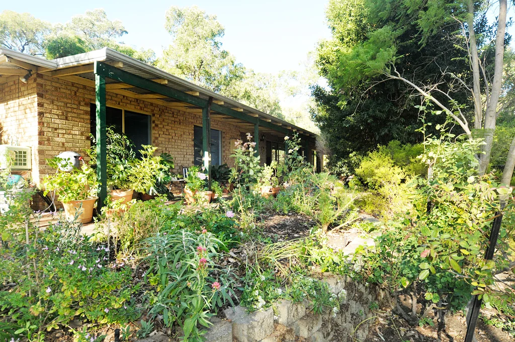 Glen Forrest 5Phòng ngủ Charming Hills Retreat with Endless Potential