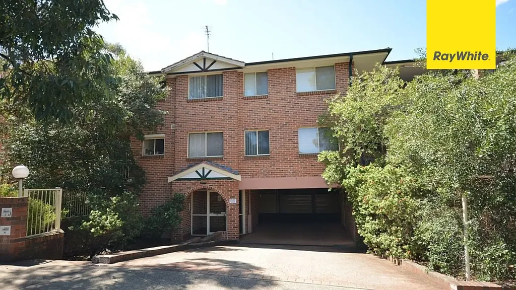 TWO BEDROOM UNIT WITH AC!