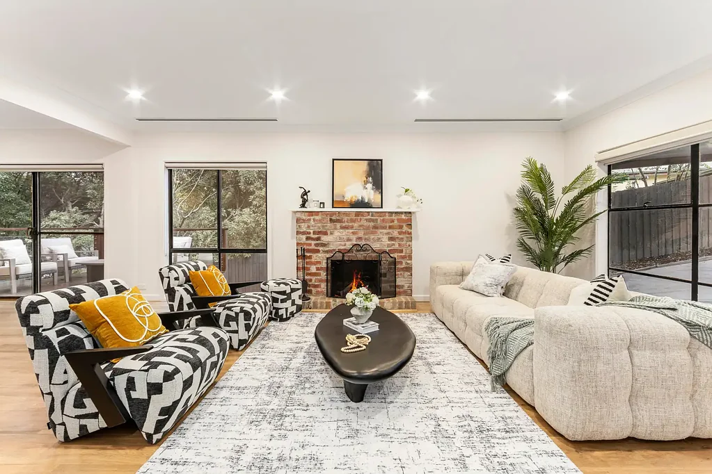 Ringwood East 4બેડરૂમ A sophisticated family oasis with plenty of space