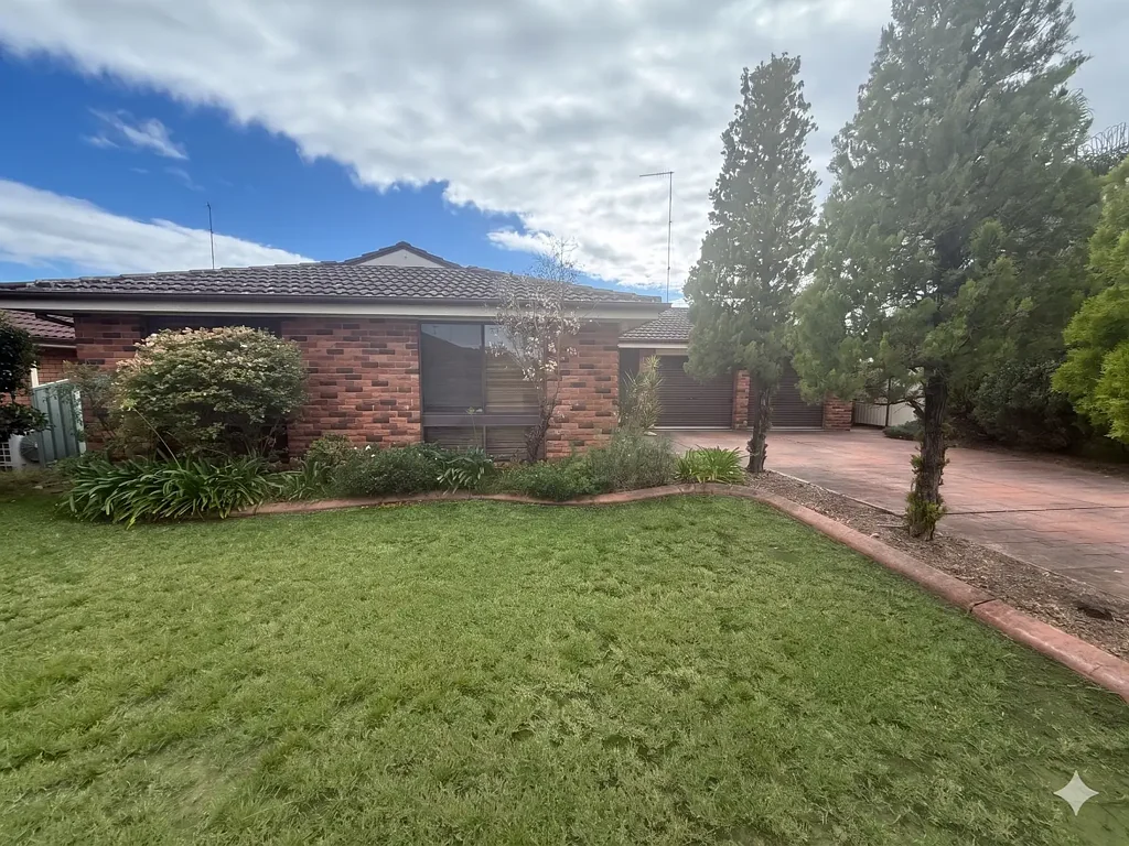 Spacious Family Home in Prime Location!