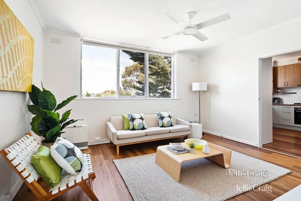 Parkside Living with Stunning Views and Unbeatable Lifestyle Appeal
