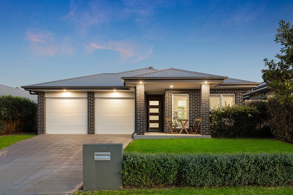 104 Awabakal Drive, Fletcher, NSW 2287