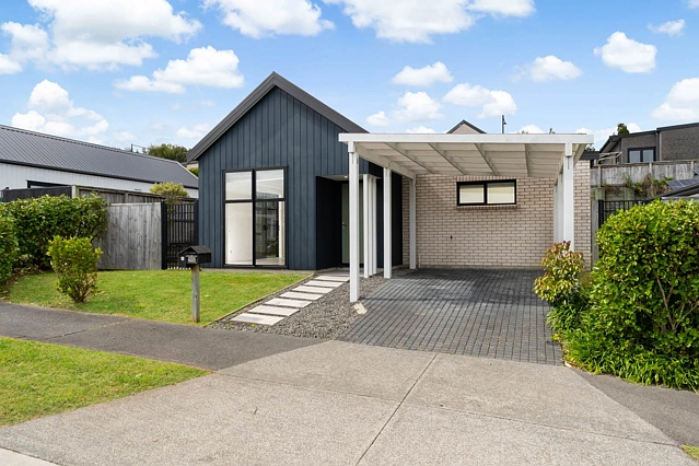 102 Whenuapai Drive, Whenuapai, Waitakere City