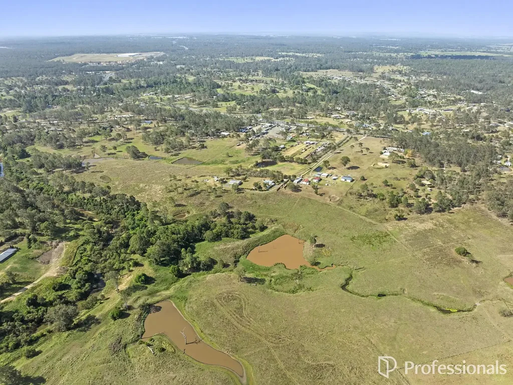 South Maclean  20 Acres (approx.) on the Logan River