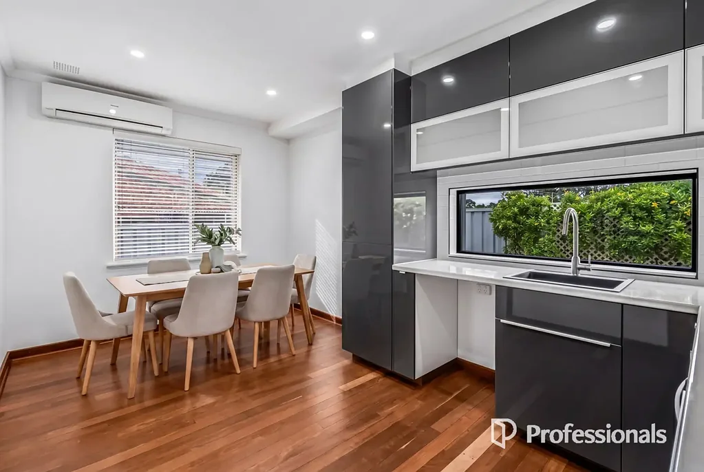 Bayswater 3ห้องนอน Quality Renovation, Quiet Location!