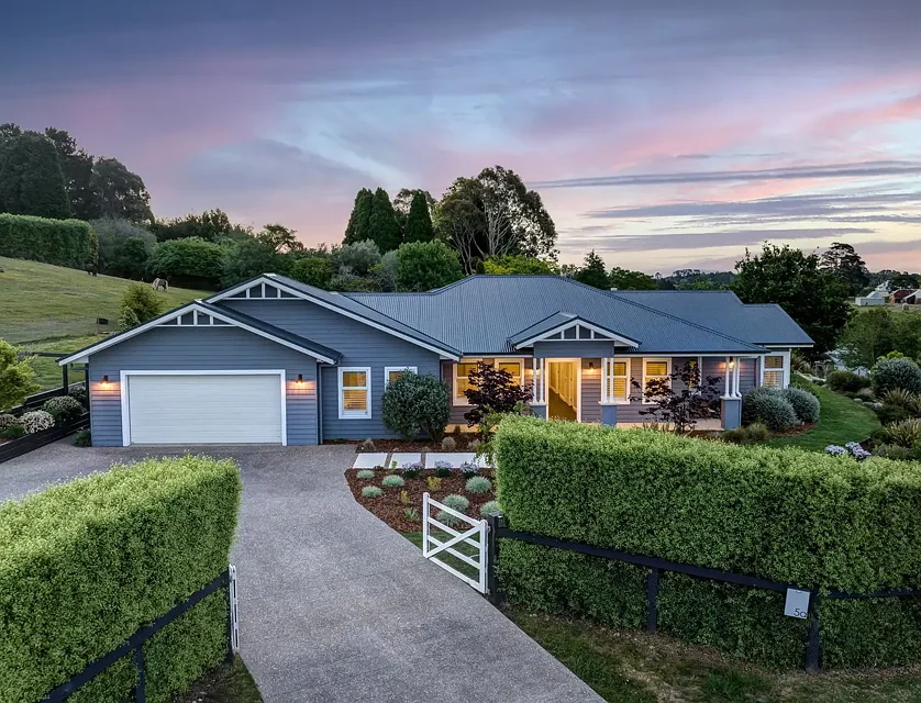 5a Hazelton Drive, Moss Vale, NSW 2577, 5部屋, 4バスルーム, House