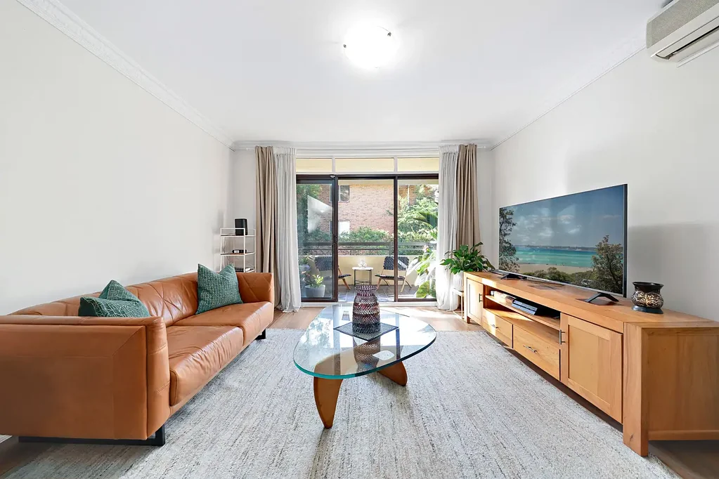 Chatswood 2कमरा Spacious, Stylishly Renovated Lifestyle Apartment