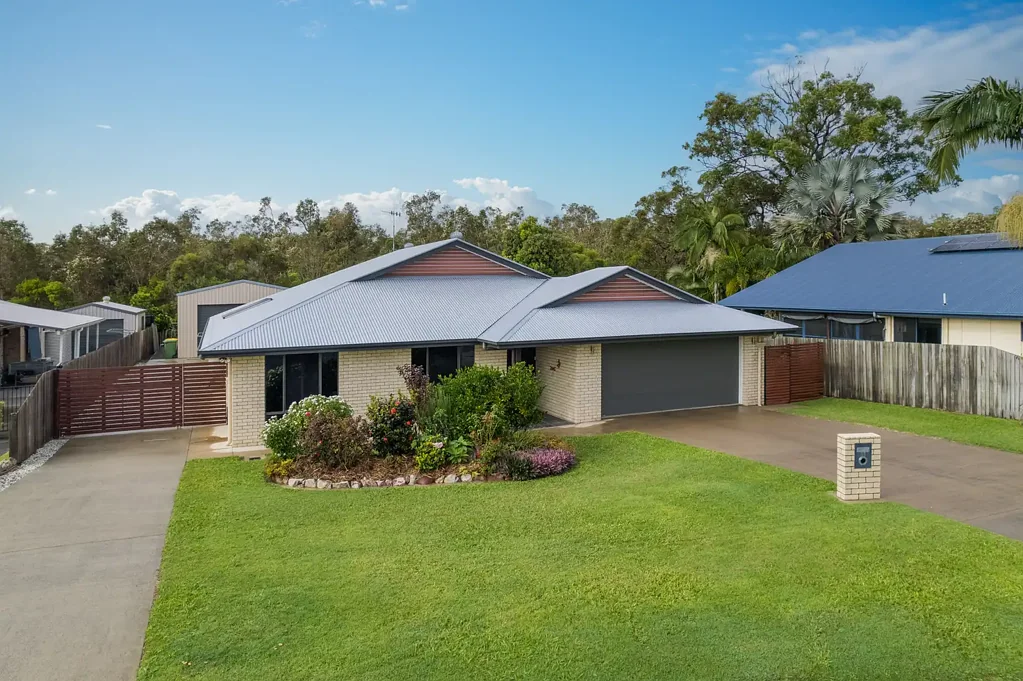 33 Summer Way, Tin Can Bay, QLD 4580