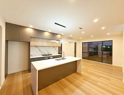 6 Kobe Street, 1694, Auckland, 4房, 2浴, 整租独立别墅