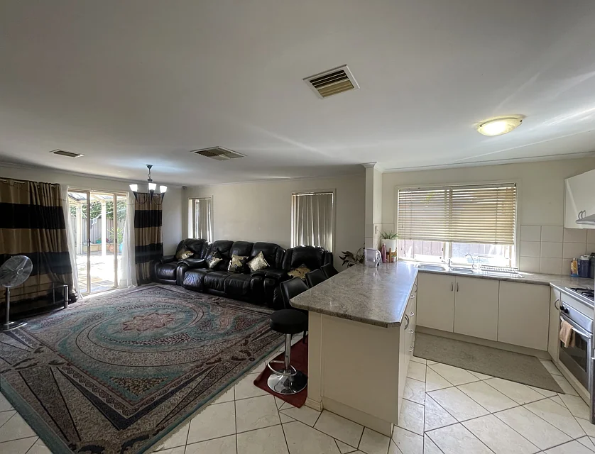 12 New Hampshire Drive, Parafield Gardens, Northern Adelaide, 3 Kuwarto, 2 Banyo, House
