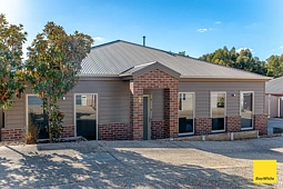 2/27 Macdougall Road, Golden Square