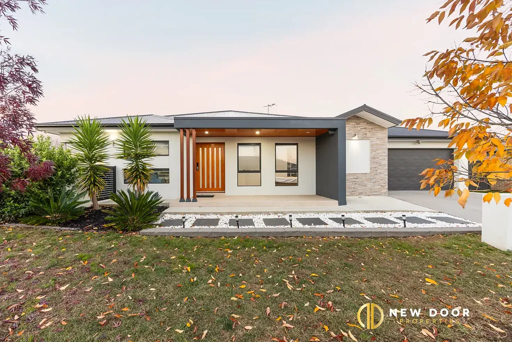 Googong 4房  Stylish Family Living with Exceptional Space and Comfort!