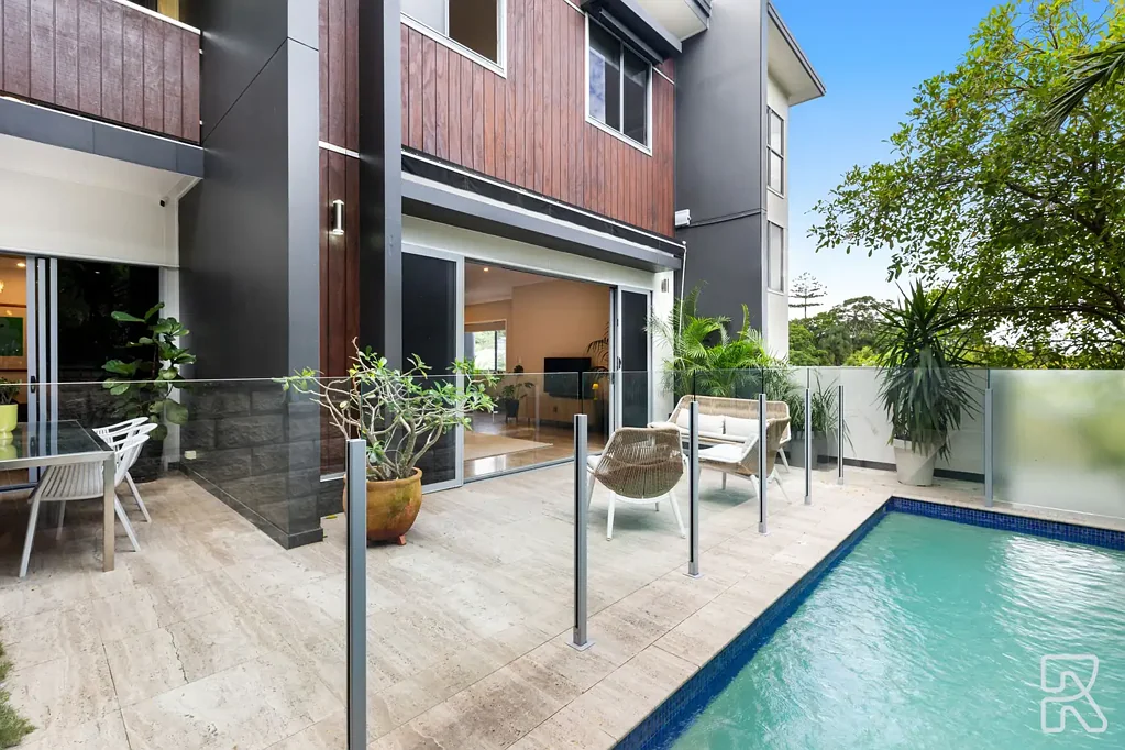 Highgate Hill 4Zimmer Freehold charismatic resort style oasis in blue ribbon locale