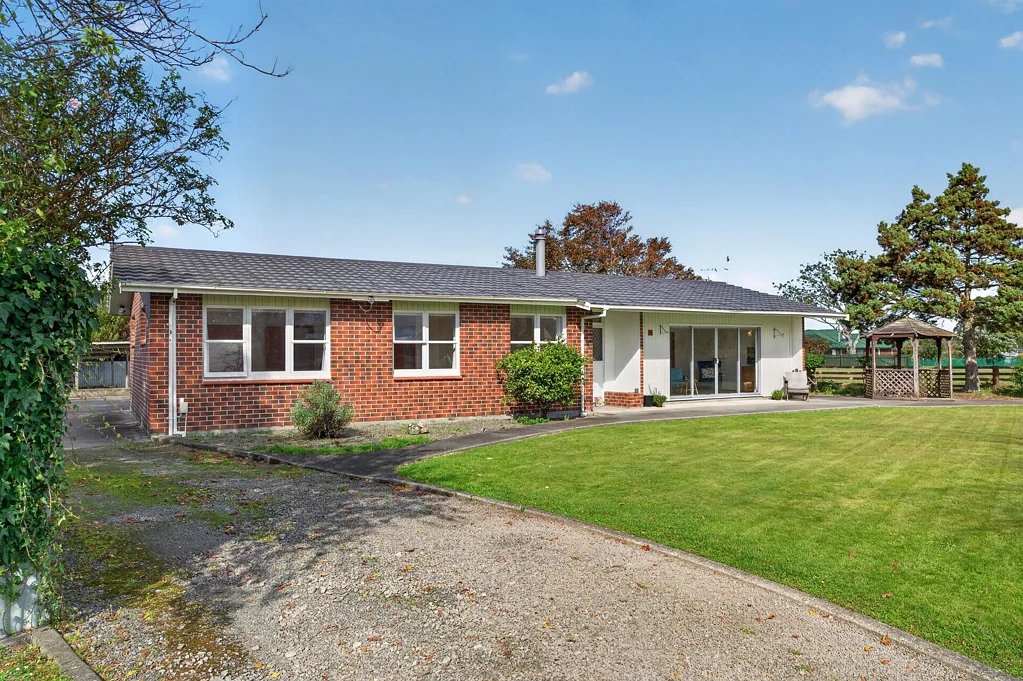 Masterton 4房  Town Living, Paddock & Mountain View-BEO $610,000