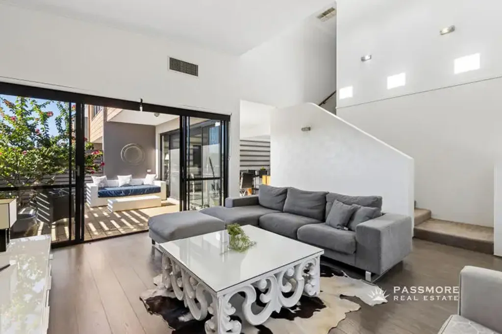 23A Eastbourne Crescent, Nollamara, WA 6061