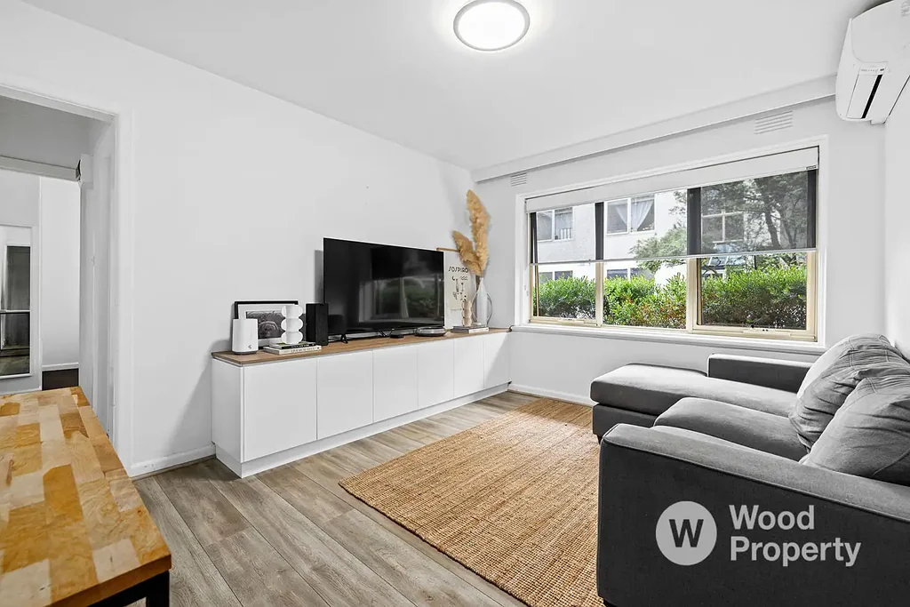 Enjoy the Best of St Kilda Living