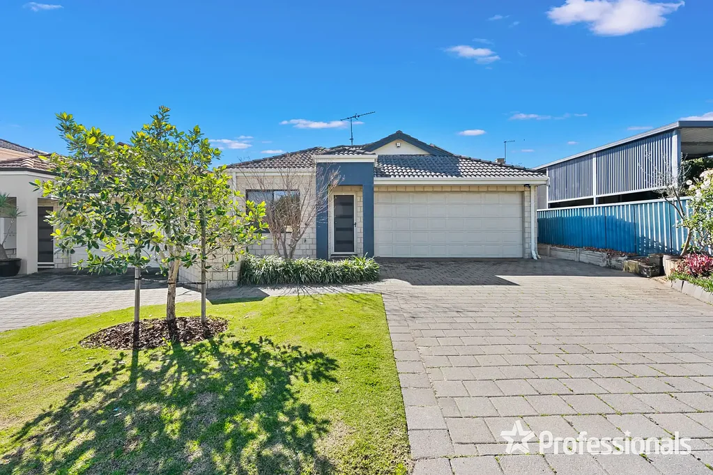 Elegant Street Frontage Home with Modern Comforts and Entertaining Space