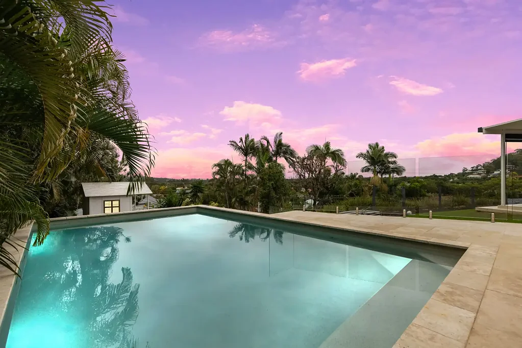 Tanah Merah 4ห้องนอน Private & Tranquil - Fully Renovated Throughout - Three Living Areas