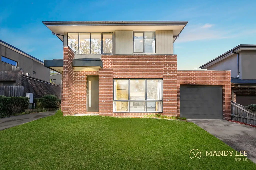 1/18 South Parade, Blackburn, VIC 3130