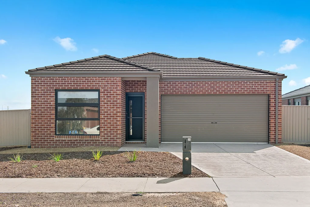 Spacious Family Home with Fully Self-Contained Unit - Endless Possibilities in Winter Valley