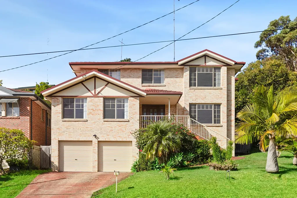 Berowra 5房  Light soaked and stylish, outstanding family living