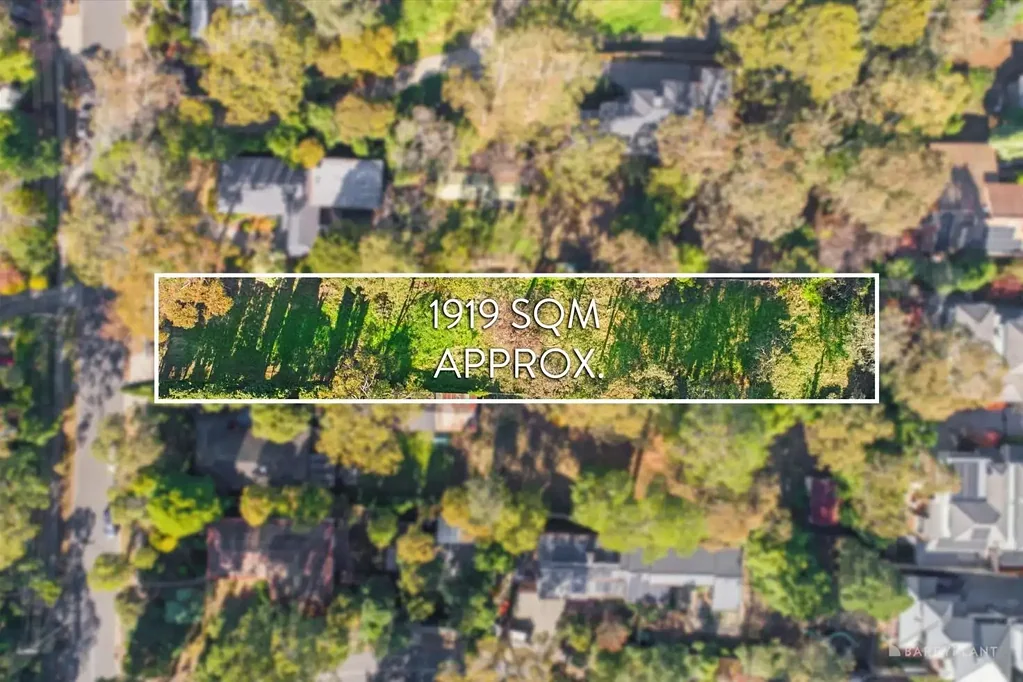 Donvale Build New or Develop in a Stunning Suburban Setting (STCA)