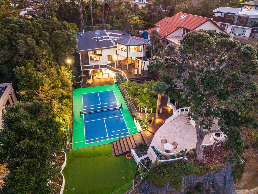 Torbay 4 Bedroom A Coastal Retreat Like No Other