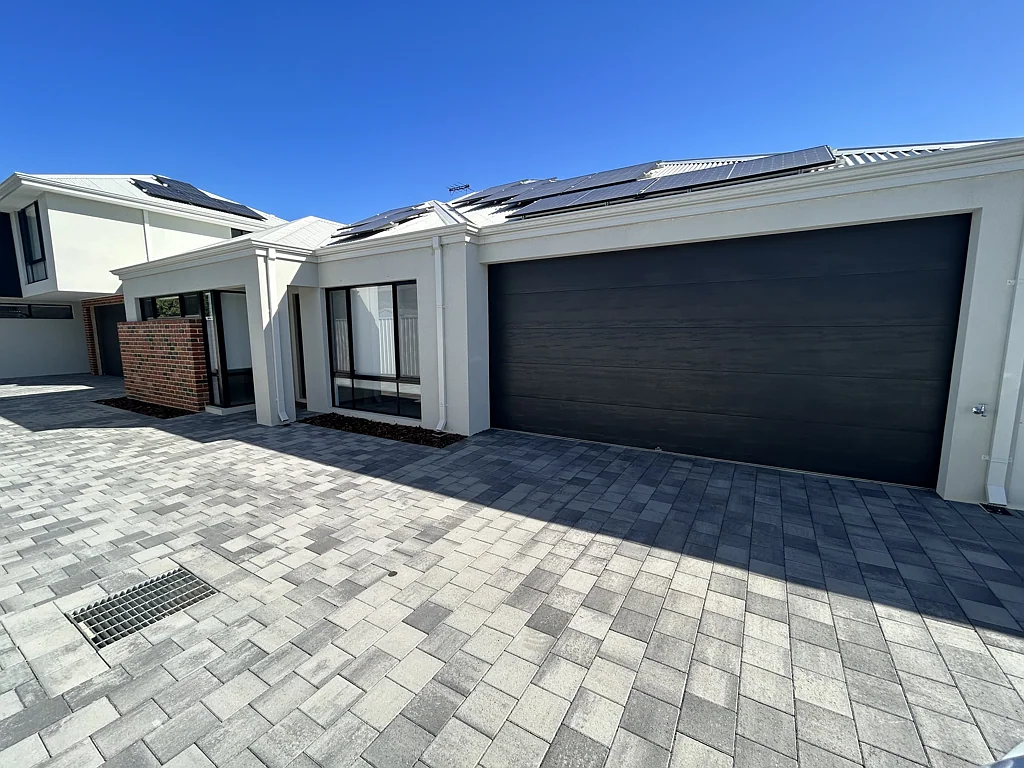 SOLAR PANELS - LOW MAINTENANCE