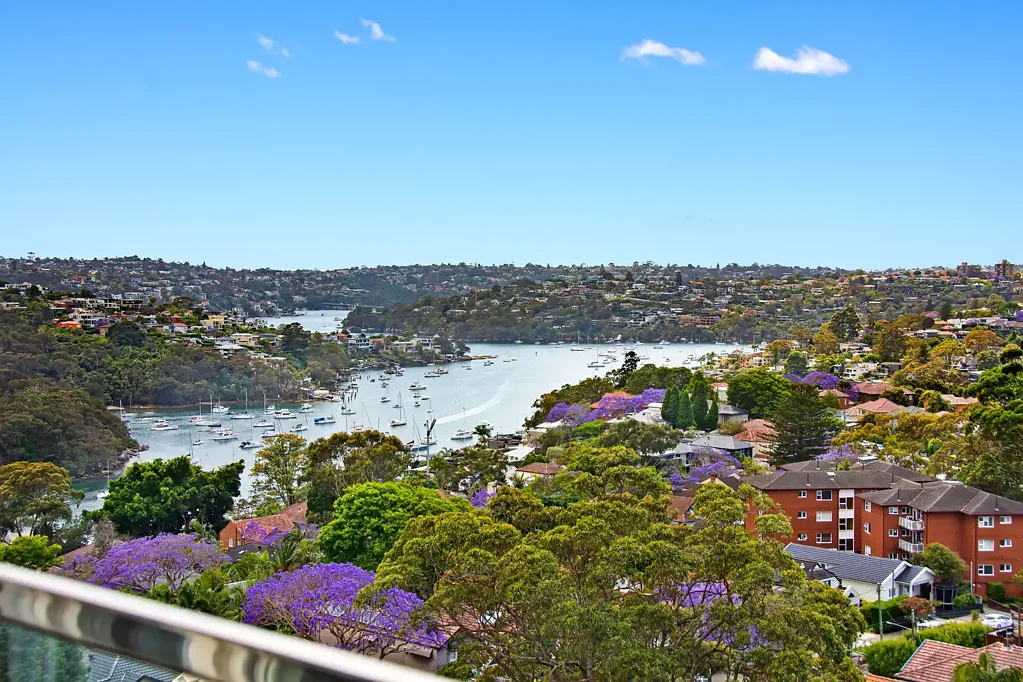 Cammeray 2कमरा Elevated Living with Sweeping District Views