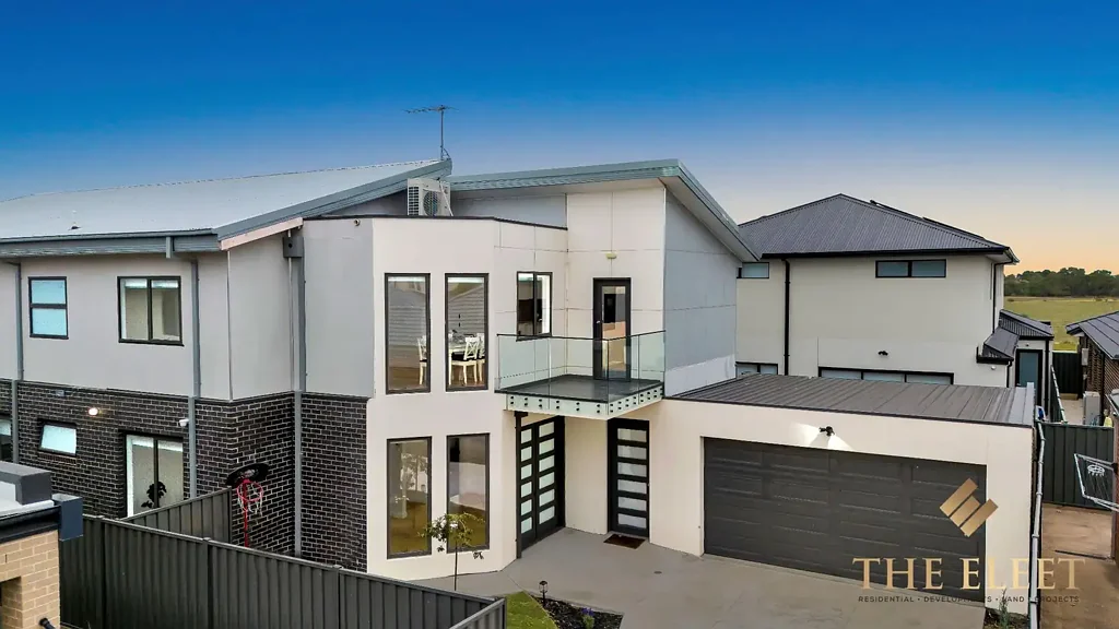Tarneit 6 Bedroom Architectural Brilliance in the Heart of Tarneit - Where Grandeur Meets Functionality