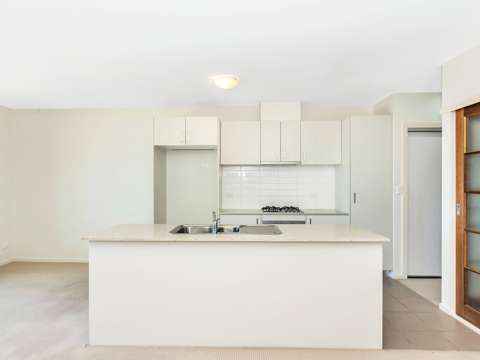 Crestwood 1 Bedroom Investment: Large North Facing One Beddie