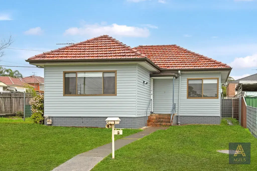 Modern Family Living in a Prime Location!