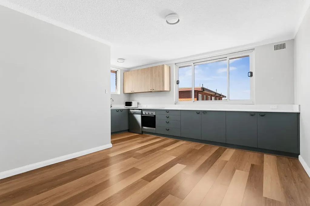 Easy Style in a Renovated One-Bedroom Retreat