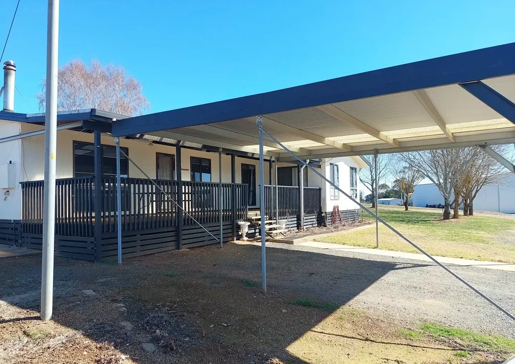 RURAL THREE BEDROOM FARM HOUSE