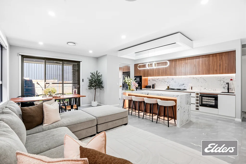 Box Hill 4બેડરૂમ Modern Family Living in a Prime Box Hill Location.