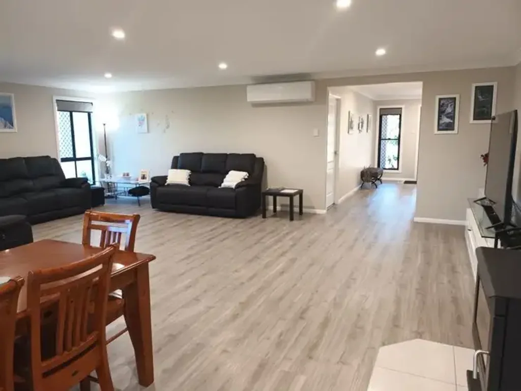 Stanthorpe 4 Bedroom ELEGANT & STYLISH