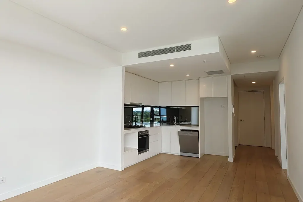 Elevated, Modern 1 Bedroom + Study Apartment