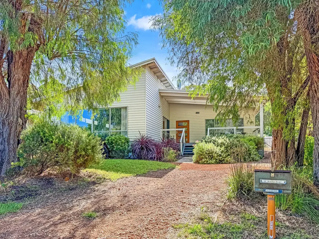 10 Heather Road, Denmark, WA 6333