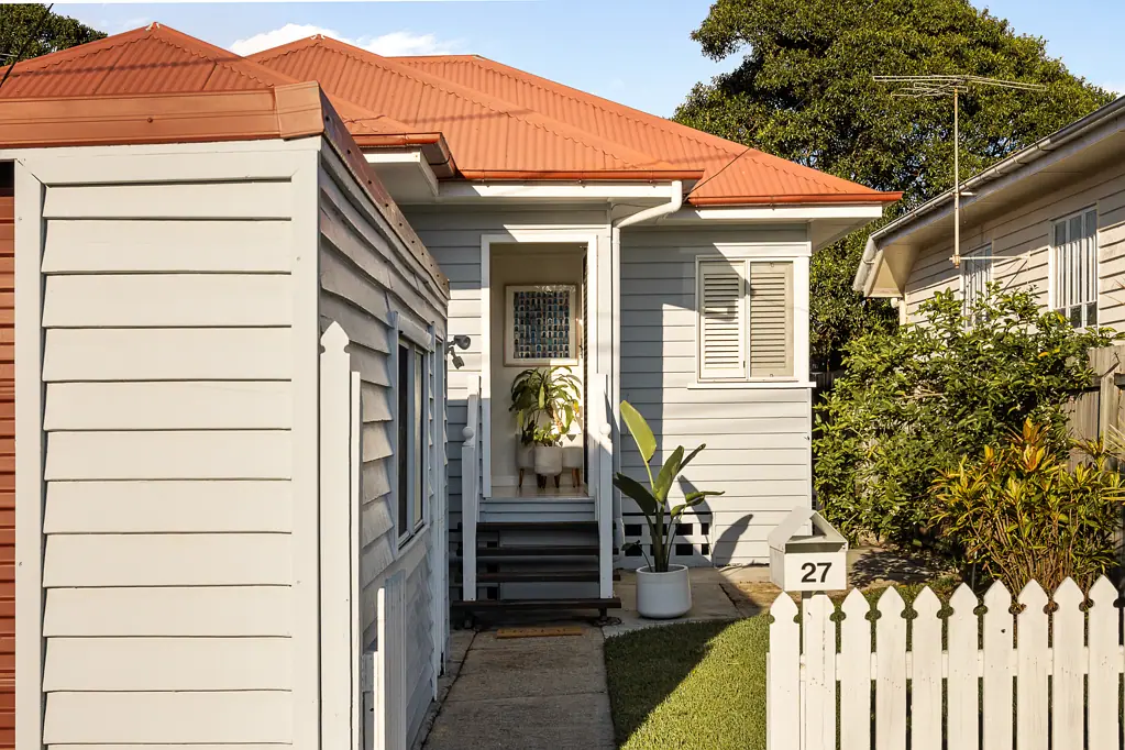 27 Arundal Street, Brighton, QLD 4017