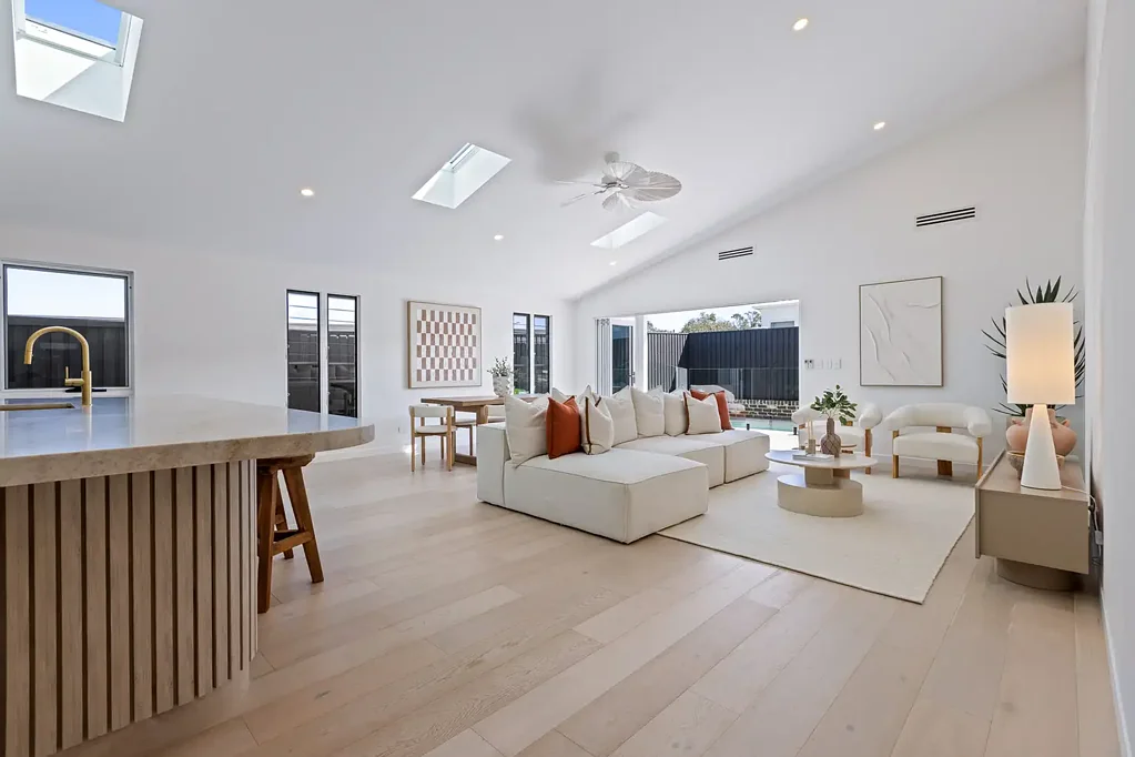 Luxurious Brand New Home in the Heart of Harvest Estate