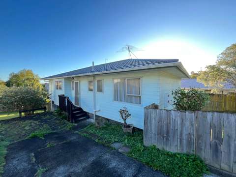 Family home in Maywood !