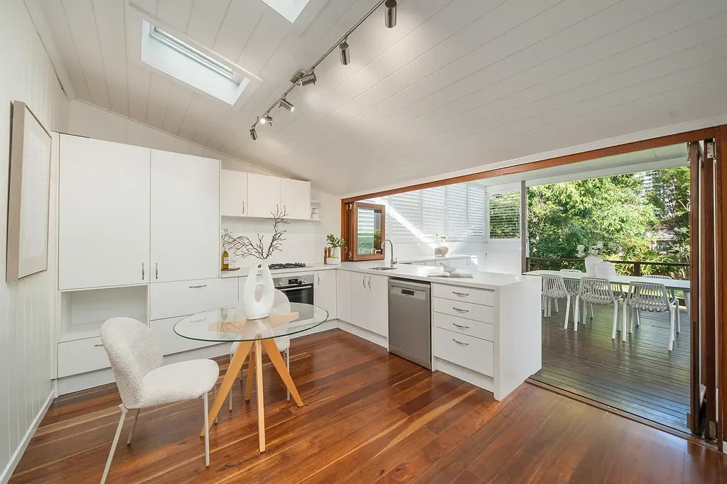 Hamilton 3બેડરૂમ Renovated character cottage in Hamilton's heart