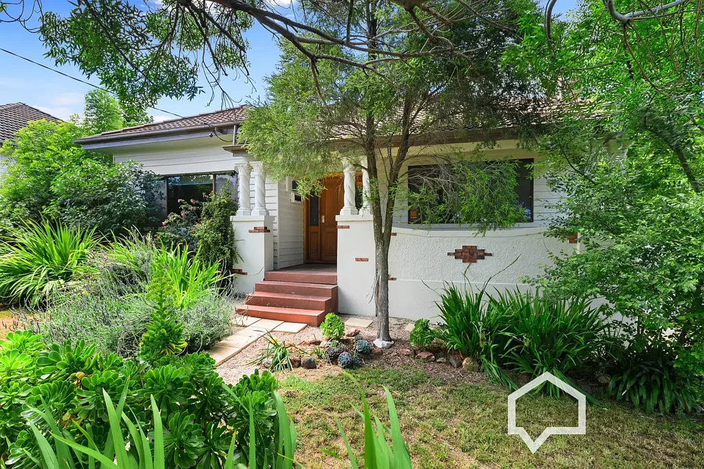 225 Neale Street, Flora Hill, VIC 3550