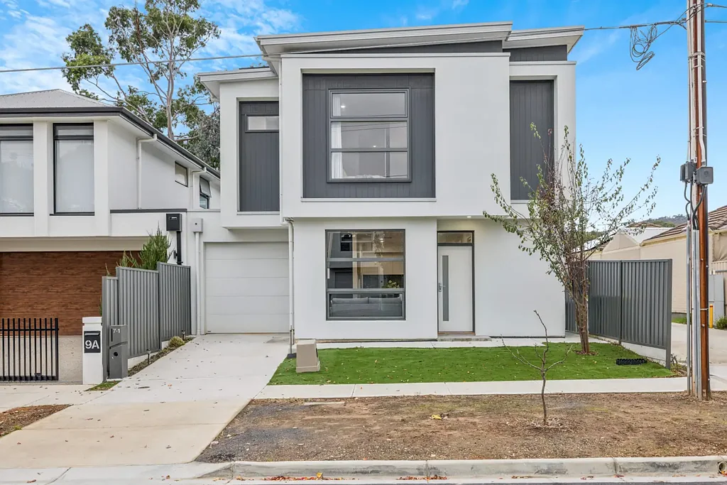 Magill 3બેડરૂમ Contemporary Torrens Title Living in Prestigious Magill