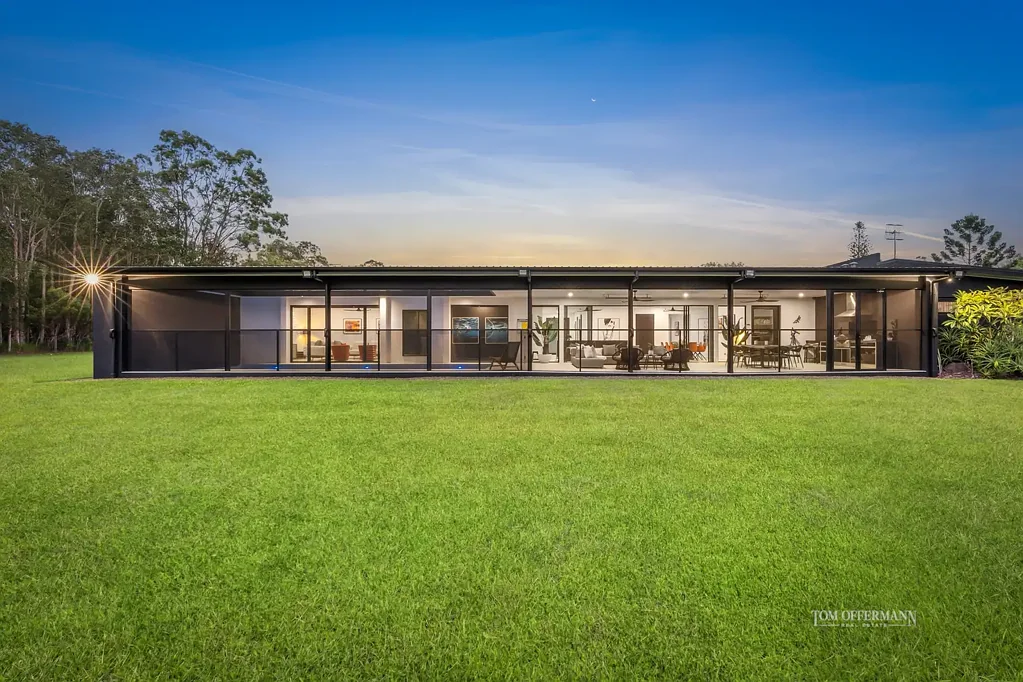 Cooroibah 4房  Avantgarde Amaroo: Undisputedly Outstanding 10 Mins to Noosa River's Cafe Central