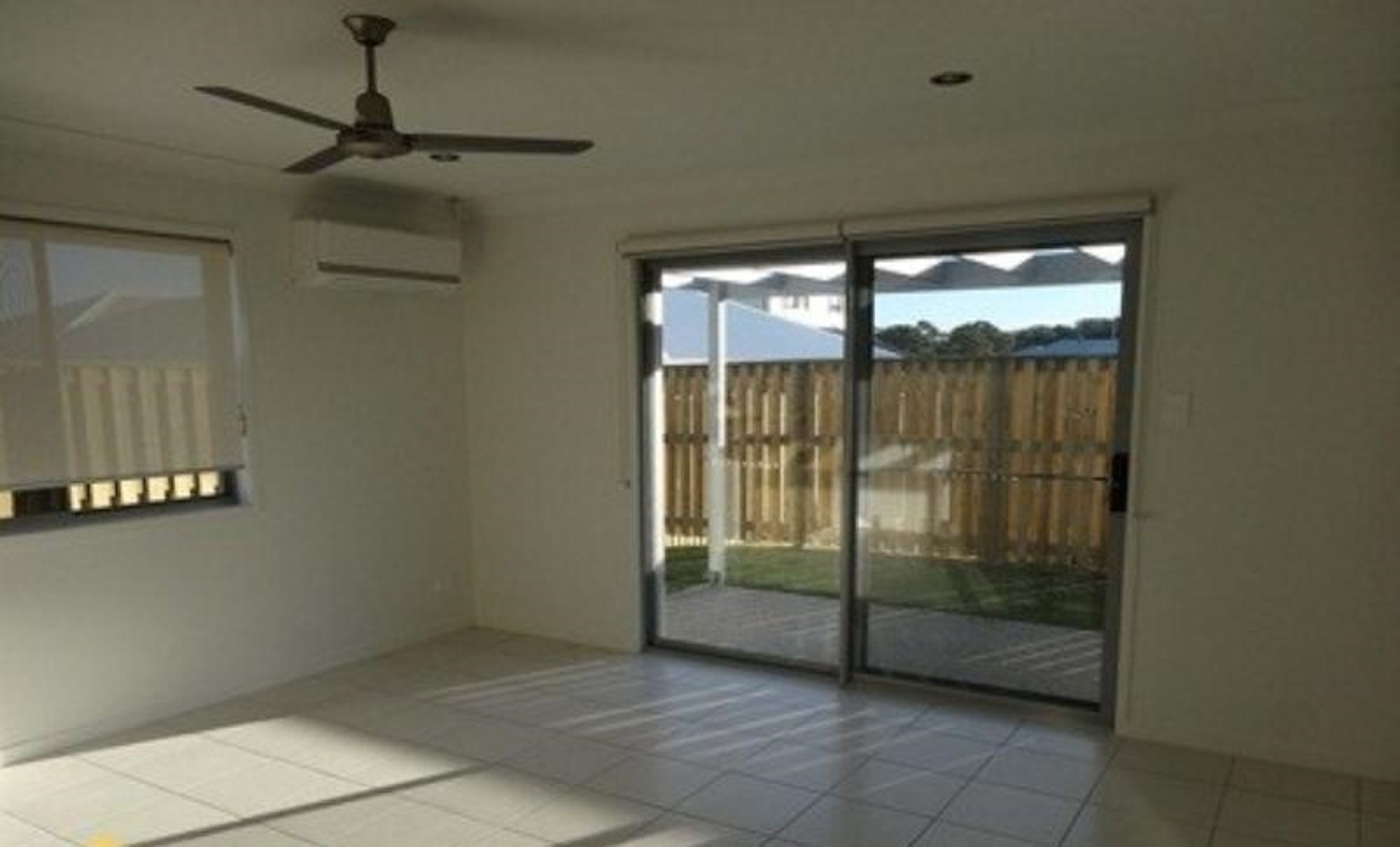 UNIT 2 1 BURLEIGH CT, BLACKS BEACH QLD 4740, 0 Kuwarto, 0 Banyo, Unit